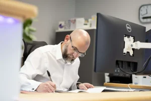 Whole-of-market vs tied mortgage advice: what is the difference?